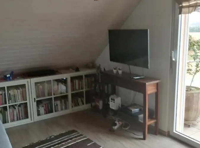 Appartamento Naitarg Home, Aclens, One Family At A Time