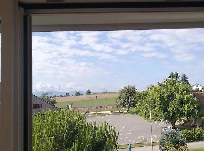 Naitarg Home, Aclens, One Family At A Time Appartement